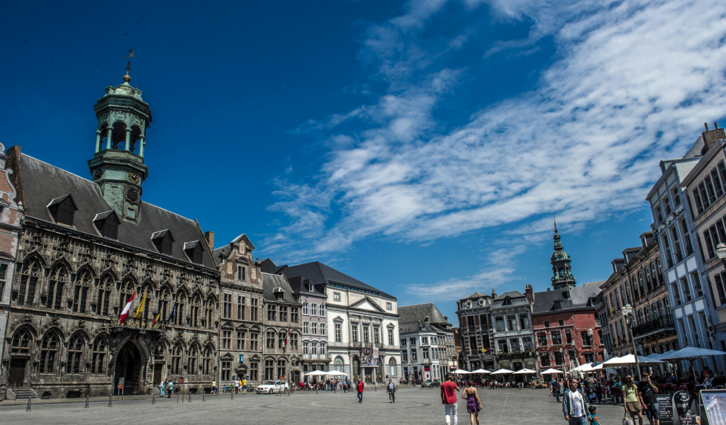 La Ville de Mons devra appliquer 10 mesures pour bénéficier de l'aide du Crac