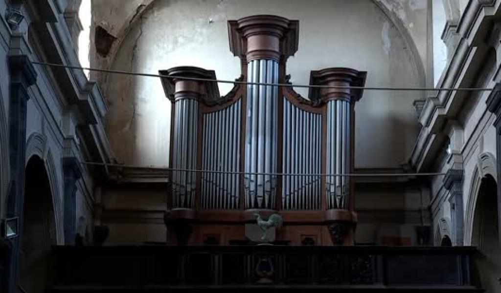 Pâturages - L'église Saint-Michel tombe en ruine, le curé appelle à la solidarité