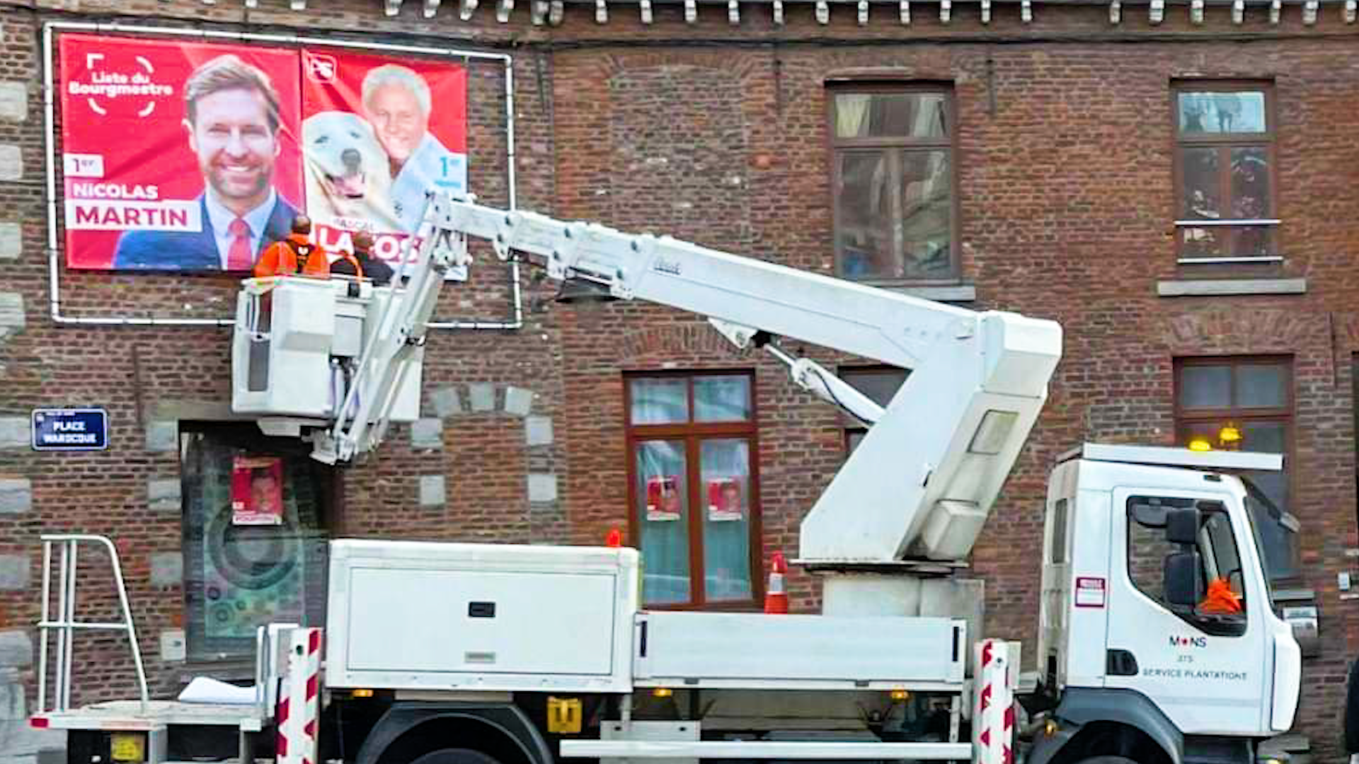 Campagne électorale : une photo crée la polémique à Mons